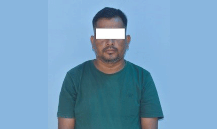 उपहार पठाइदिन्छु भन्दै महिलालाई लाखौँ ठग्ने चर्चका पादरी पक्राउ