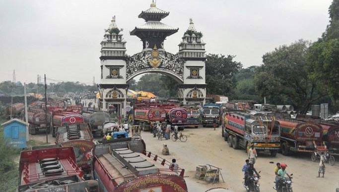 सवारी साधनले नेपाल प्रवेश पाएसँगै व्यापारी खुसी