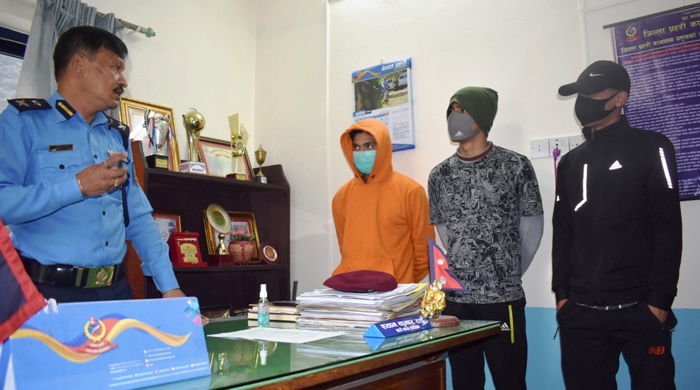सामुहिक बलात्कार घटनाका आरोपित सार्वजनिक