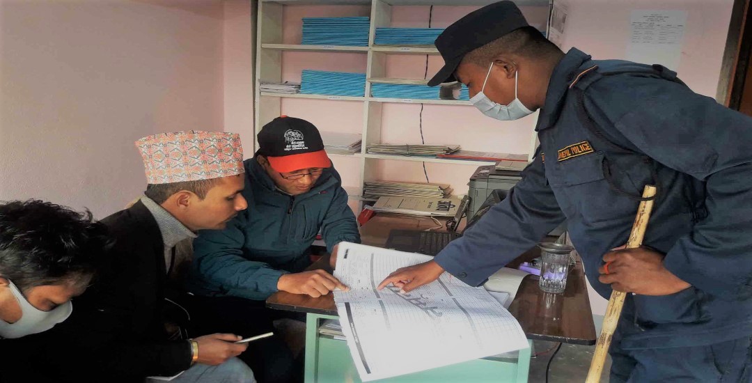 संस्थागत जनगणनामा सुरक्षाकर्मी नै गणक