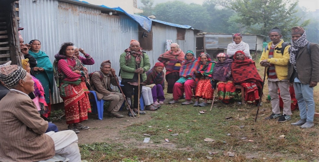 भत्ता बुझ्न ज्येष्ठ नागरिकलाई समस्या
