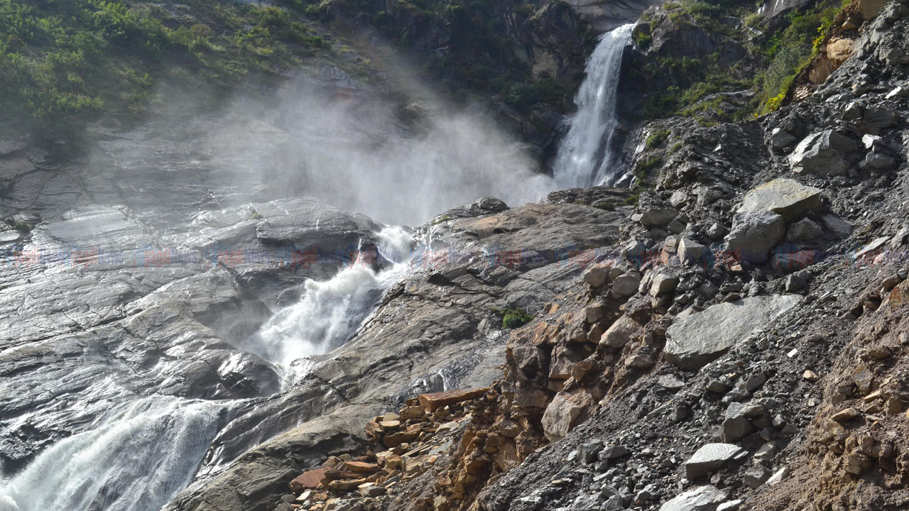 तंग्रिदै रुप्से झरना