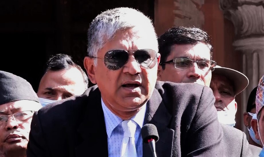 ‘प्रधानन्यायाधीशलाई सोध्नुस्, घुस खानुभएको छ कि छैन ?’: शम्भु थापा