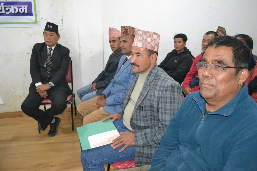 खिबाङ आधारभुत विद्यालयलाई कम्प्युटर र प्रिन्टर सहयोग (तस्बिरहरु)