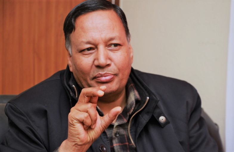 विद्यालयमा ‘पढ्दै कमाउँदै ’कार्यक्रम लागू गर्छौँ : शिक्षामन्त्री पौडेल