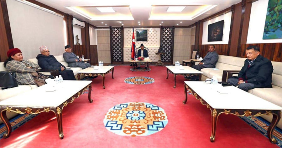 विदामा बसेर कार्यवाहक तोक्न प्रधानन्यायाधीशलाई गठबन्धनको सुझाव