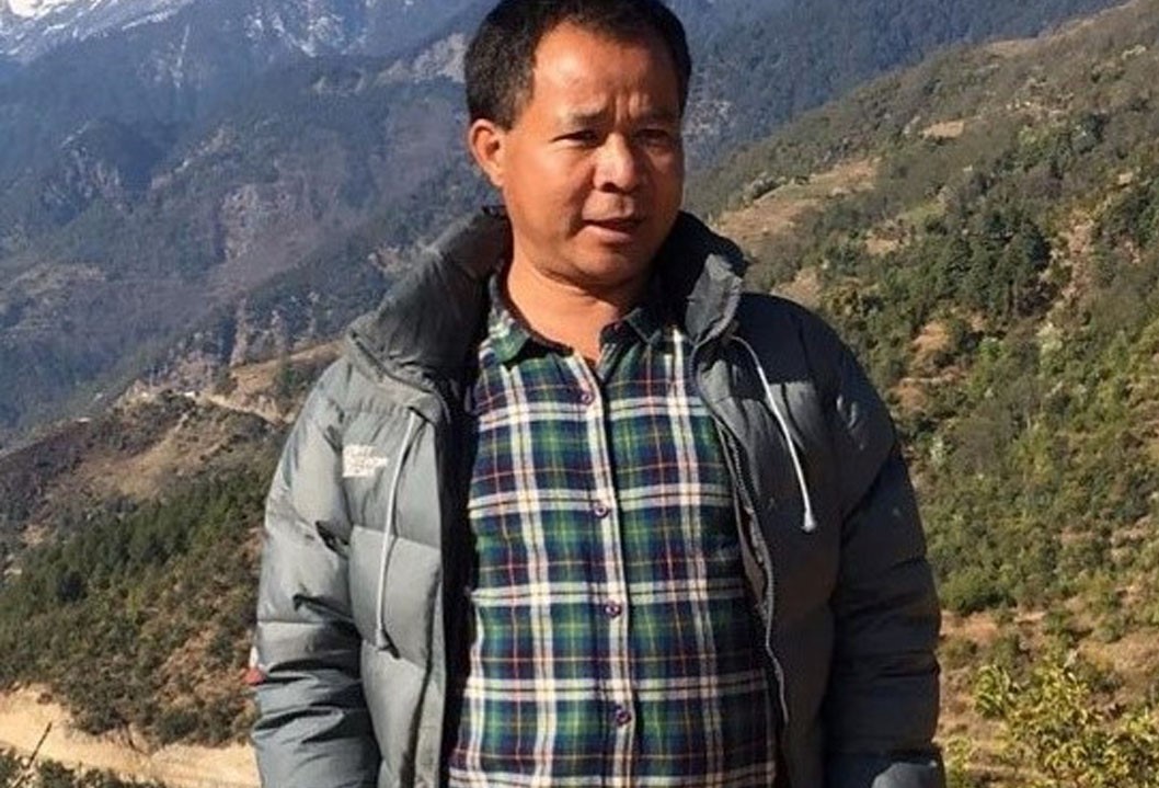 कांग्रेस सभापतिको उम्मेदवारी दिन उपप्राध्यापकबाट राजीनामा