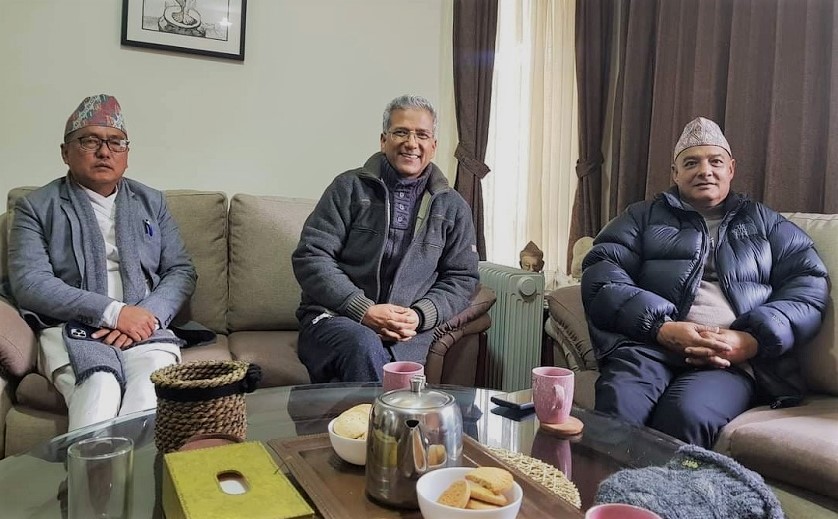 मिश्र र लिङ्देनबीच भेटवार्ता