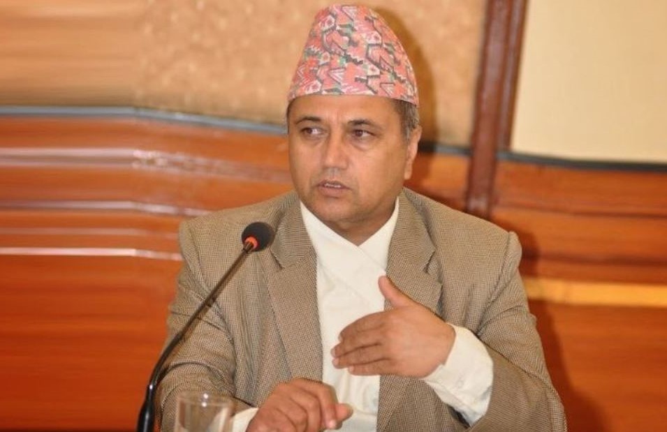 शिक्षकले पेशालाई मर्यादित बनाउनु पर्दछ : पूर्वगृहमन्त्री अधिकारी