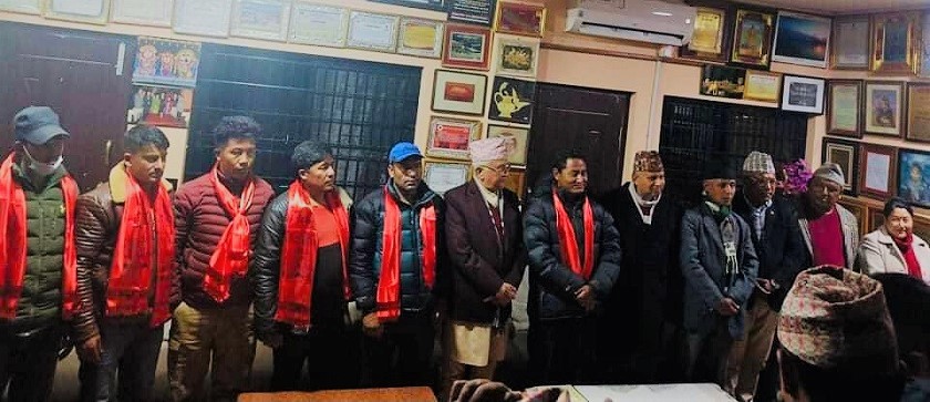 प्रचण्ड समूह पेरुको साइनिङ पाथ बन्नेछ : ओली