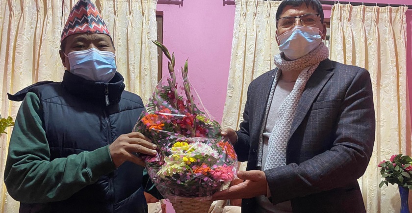 माओवादीका महासचिव दाबेदारबीच भेटवार्ता