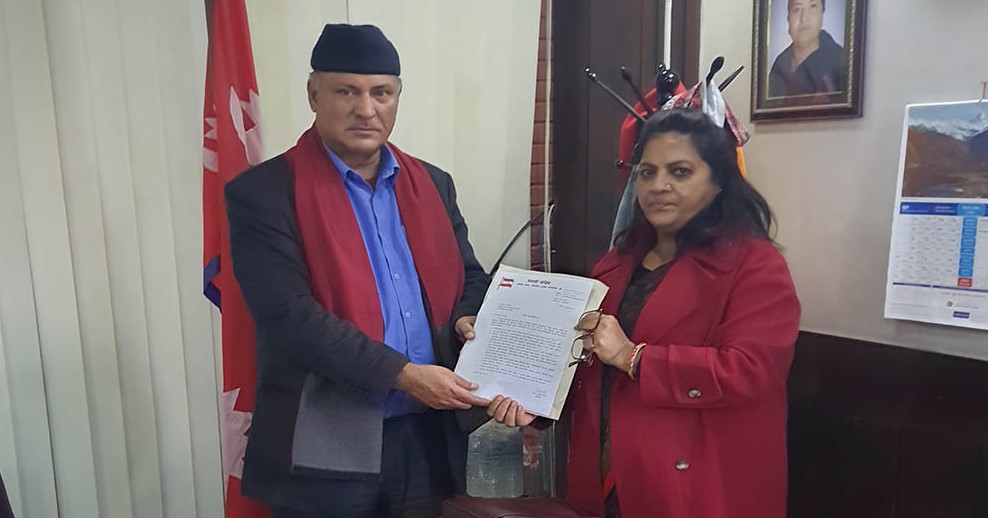 नेपाली काँग्रेसका सचेतकद्वारा स्वास्थ्यमन्त्री खतिवडाको ध्यानाकर्षण