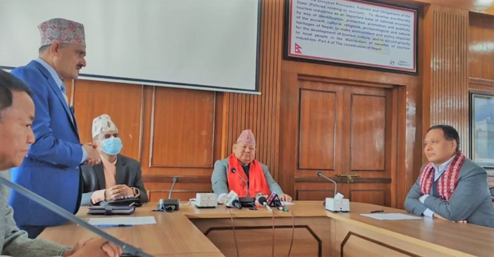 विद्युत प्राधिकरणका कर्मचारी र सामान नेपाल एअरलाइन्सले बोक्ने सम्झौता