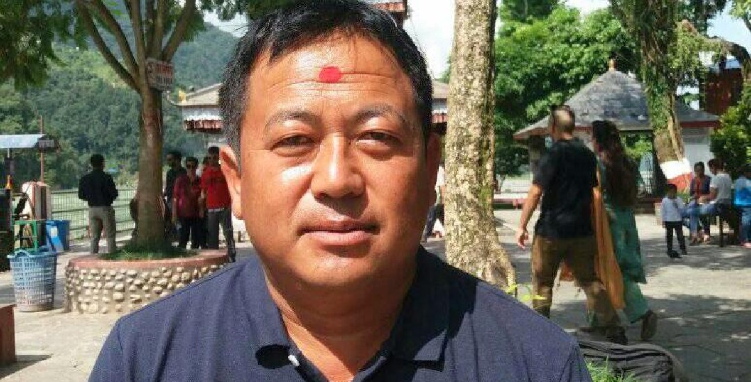 वडाअध्यक्षमाथि ढुंगा प्रहार, आक्रमणकारीको खोजी गरिँदै