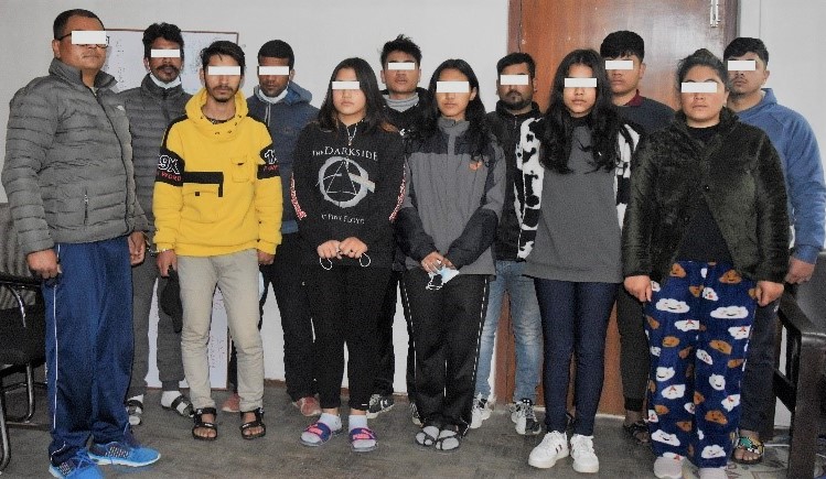 अनलाइनमार्फत जुवा खेलाउने १२ जना पक्राउ