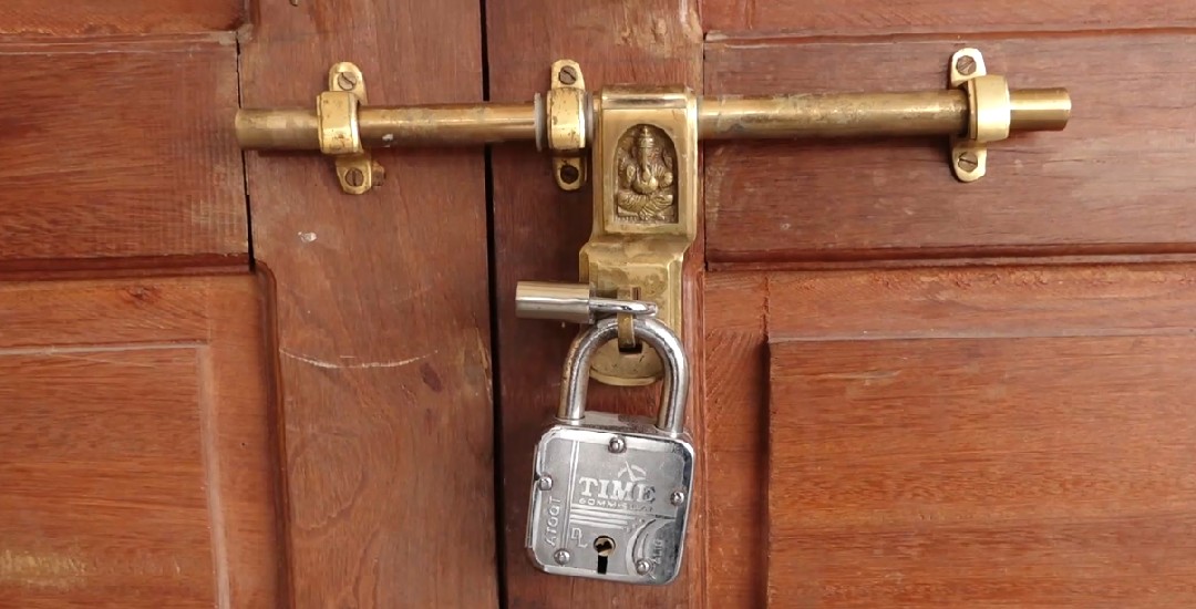 नेविसंघद्वारा त्रिभुवन विश्वविद्यालय व्यवस्थापन संकायमा तालाबन्दी
