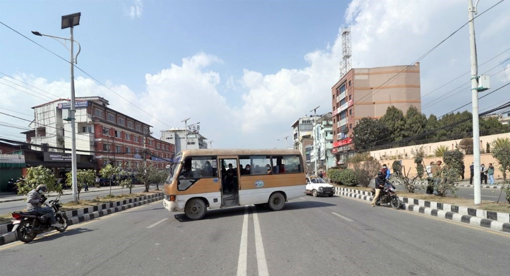 काठमाडौंको यातायात आवागमन अस्तव्यस्त