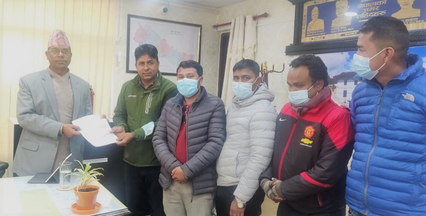 कर्णालीको आमसञ्चार प्रतिष्ठानसम्बन्धी विधेयक संशोधन गर्न माग