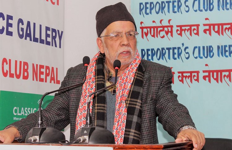 कांग्रेस र एमाले मिल्दा मात्र देशले निकास पाउँछ : पूर्वराजदूत आचार्य