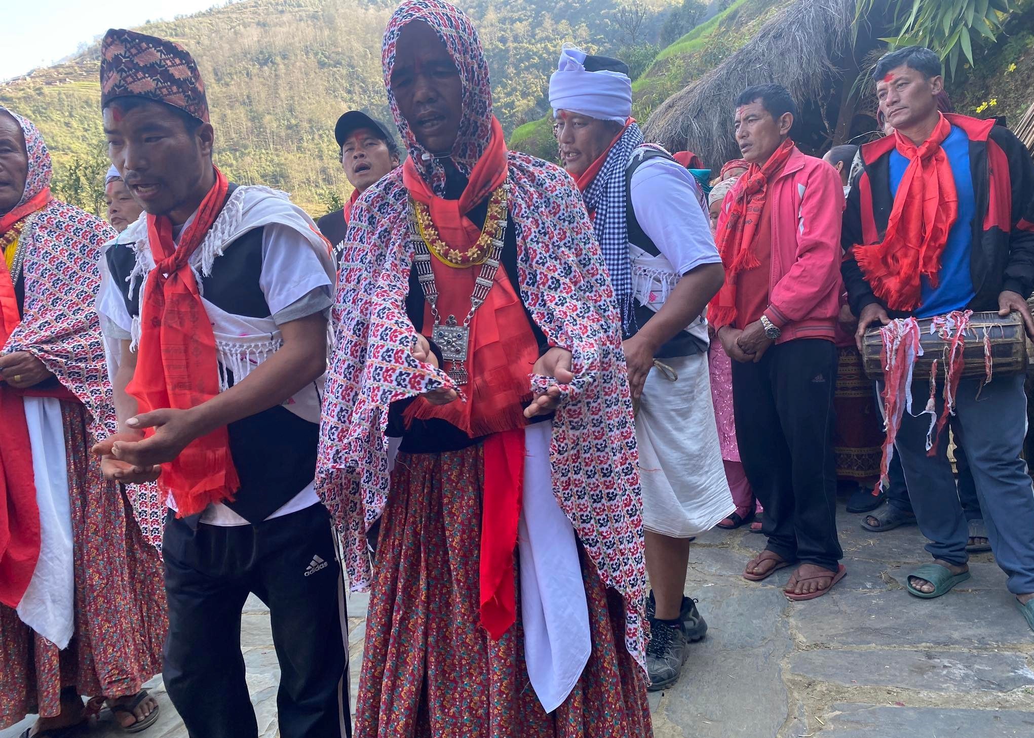 चौरासी पुजाको खर्च कटाएर मगर संघलाई सहयोग