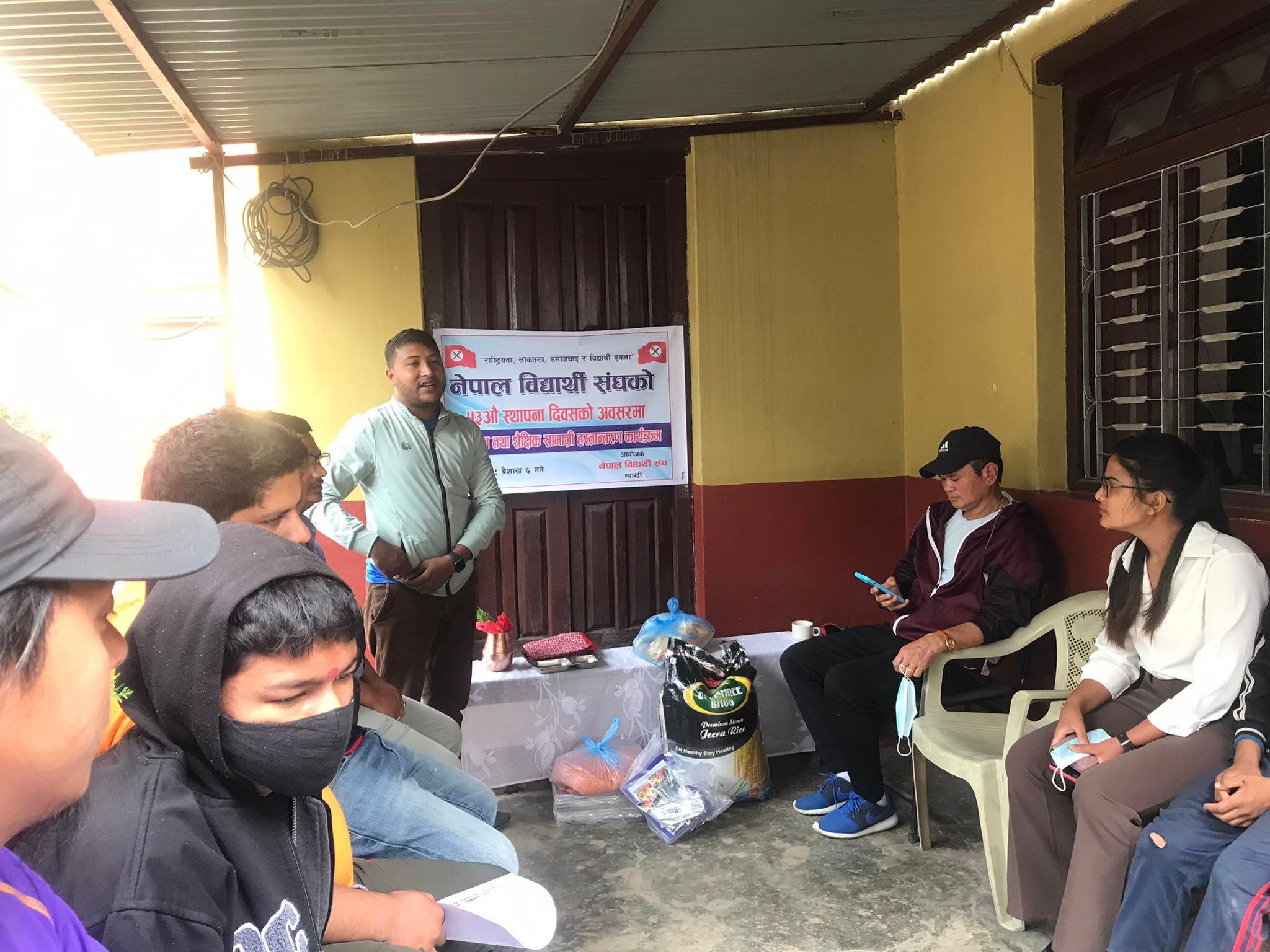 स्थापना दिवसमा नेविसंघ म्याग्दीद्धारा बालगृहलाई शैक्षिक र खाद्यान्न सामग्री सहयोग(तस्बिरहरु)