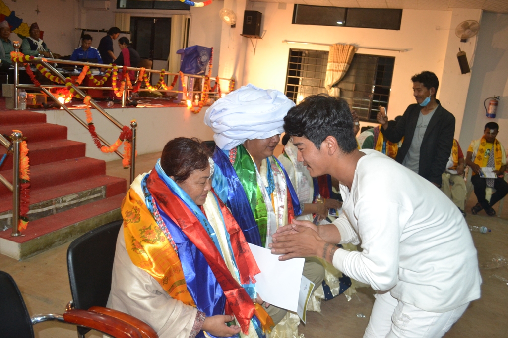 नेपाल छन्त्याल संघको अध्यक्षमा पुन: मनमोहन बुढाथोकी छन्त्याल निर्वाचित (फोटो फिचर)