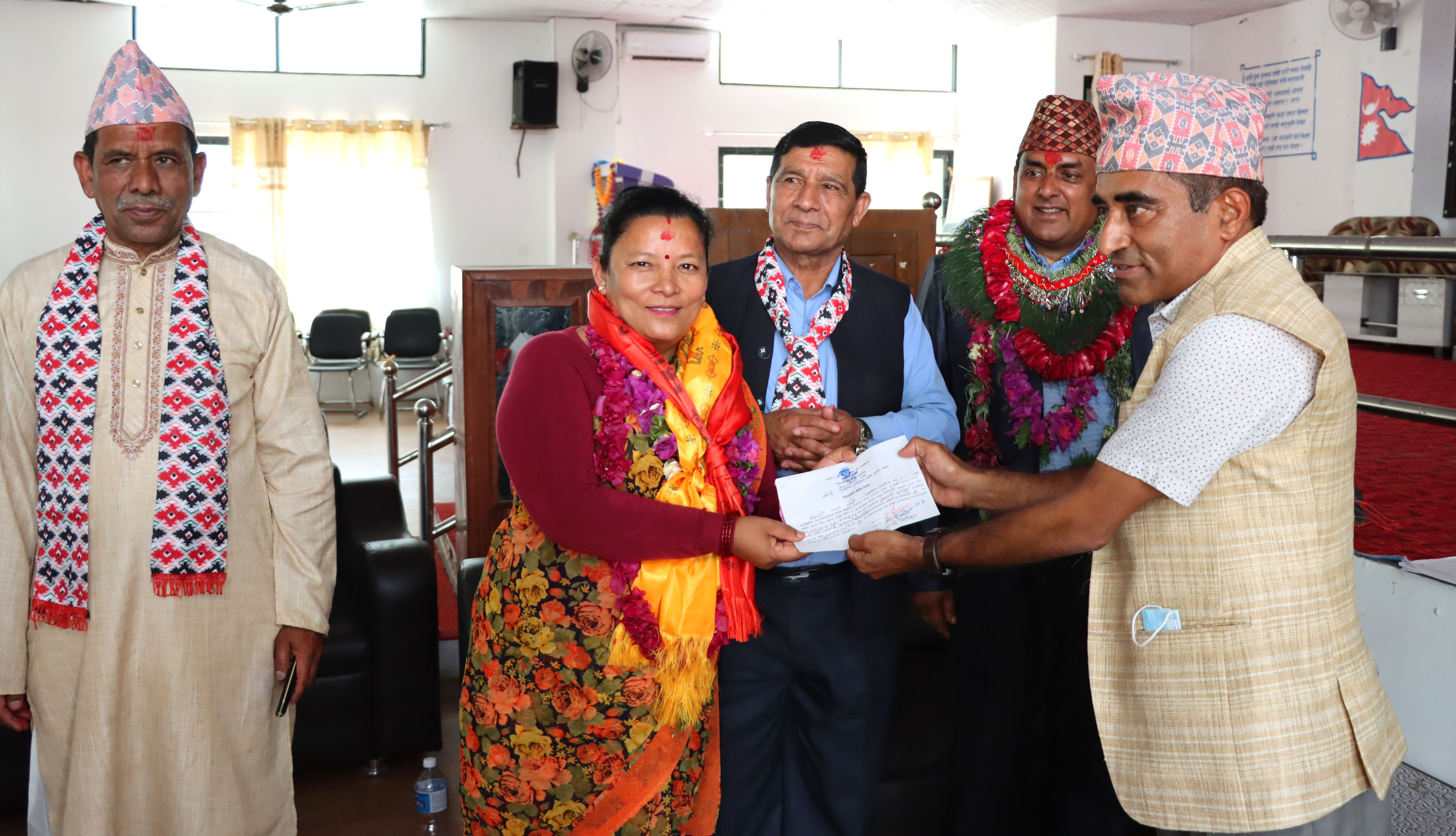 बेनी नगरपालिकाको मेयर र उपमेयरमा कांग्रेसबाट उम्मेदवारी दर्ता