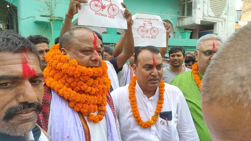 जसपाबाट टिकट नपाएपछि बिहान नेताहरूमाथि हातपात, दिउँसो लोसपामा प्रवेश