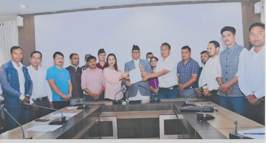 इन्धनमा गरिएको मूल्यवृद्धि फिर्ता लिन १५ विद्यार्थी संगठनको माग
