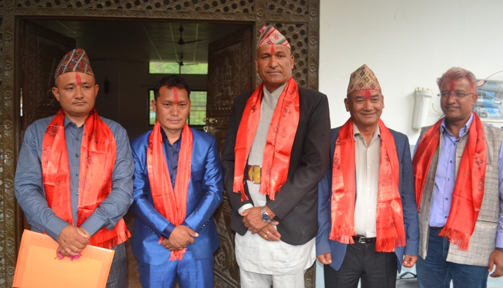 बेनी नगर प्रमुख सहित चार गाउँपालिका अध्यक्षको सपथ ग्रहण
