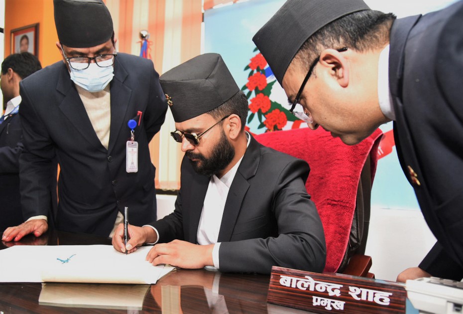 वालेन्द्र साहको पहिलो निर्णय : नगर कार्यपालिकाको बैठक ‘लाइभ’ गर्ने