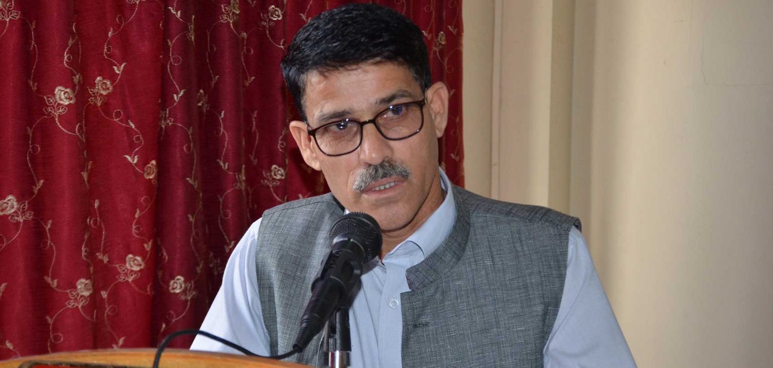 आयोगद्वारा सुदूरपश्चिमका मुख्यमन्त्री भट्टलाई २४ घण्टे स्पष्टीकरण