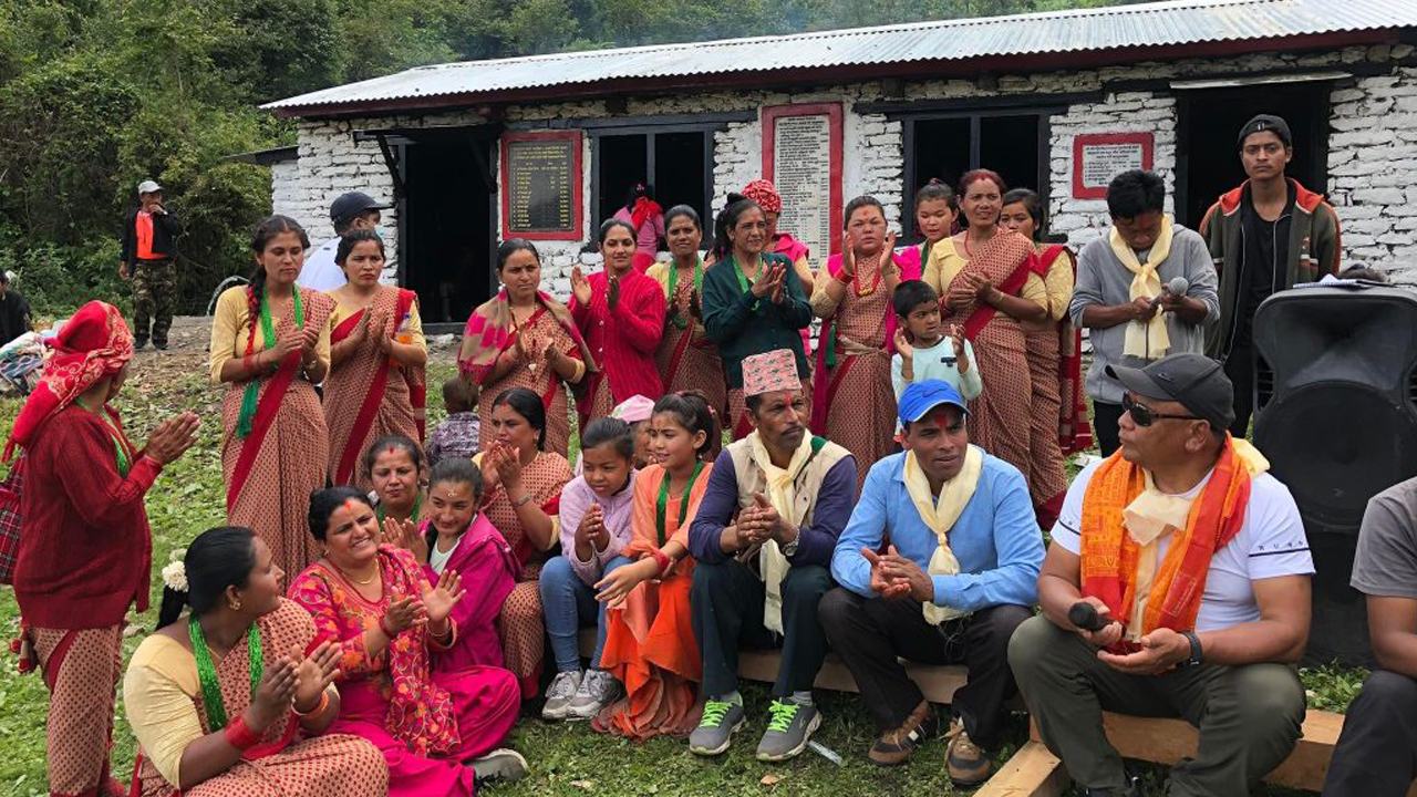 दानाको मतिचौरमा घना जंगलको विचमा १०८ धारा