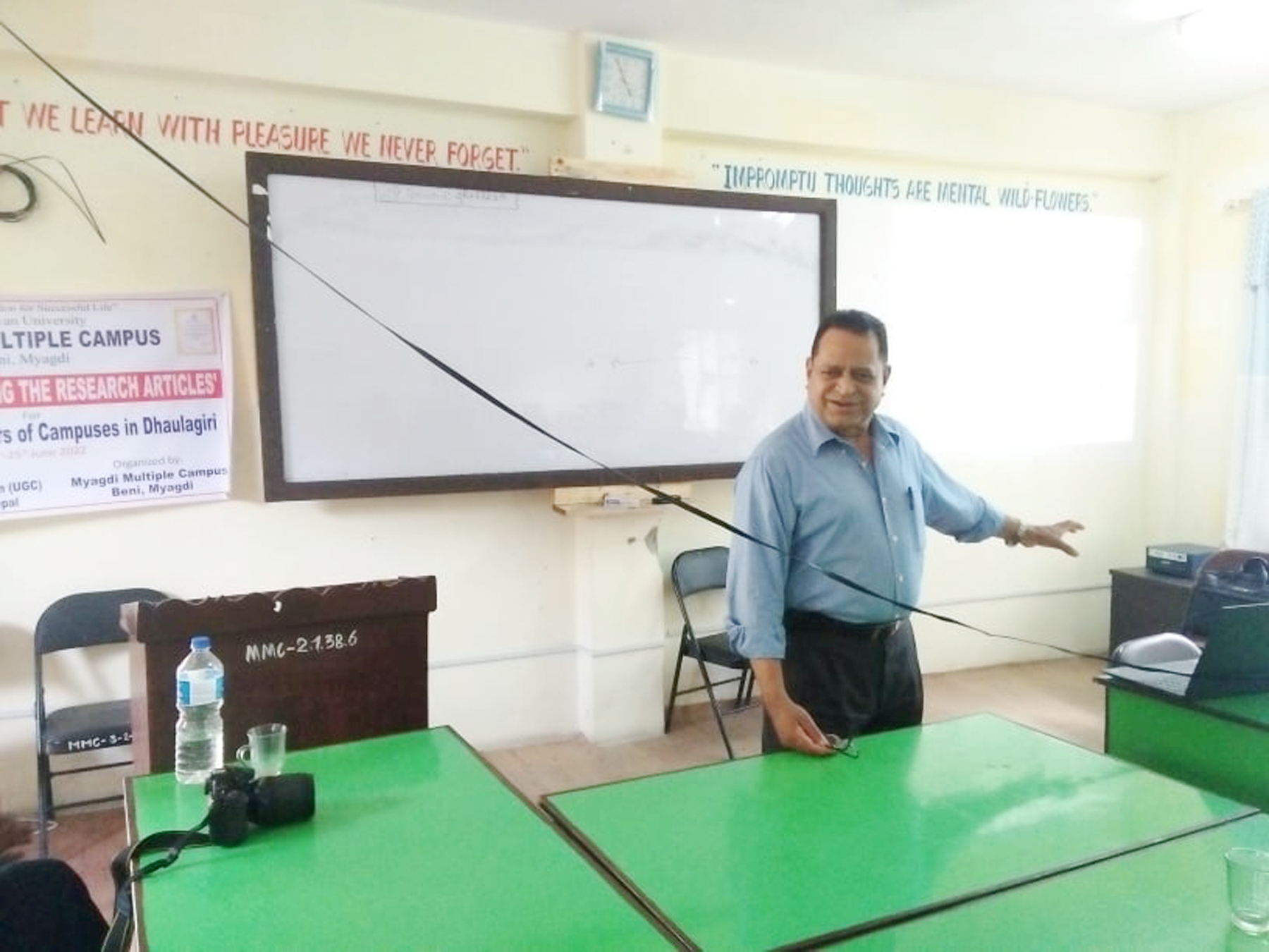 म्याग्दी बहुमुखी क्याम्पसका प्राध्यापकलाई अनुसन्धानलेखन विषयक तालिम