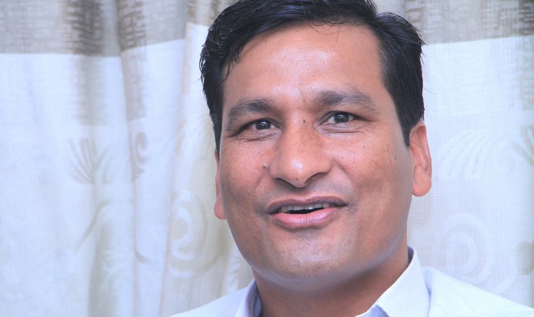 माओवादी मन्त्री फेर्ने तयारीमा छैन : शक्ति बस्नेत