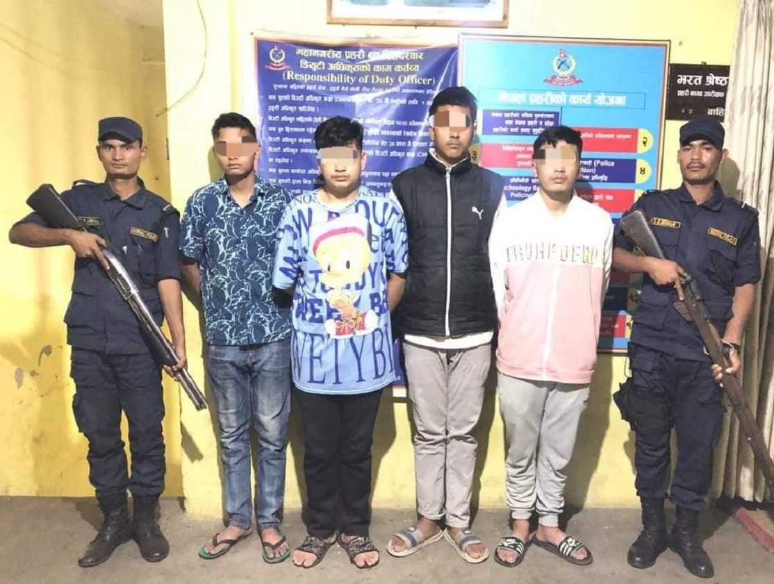 सुरक्षागार्डमाथि खुकुरी प्रहार गरेको आरोपमा चार विद्यार्थी पक्राउ