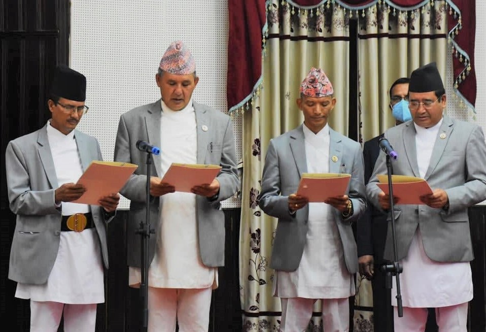 एकीकृत समाजवादीका चार मन्त्रीले लिए सपथ