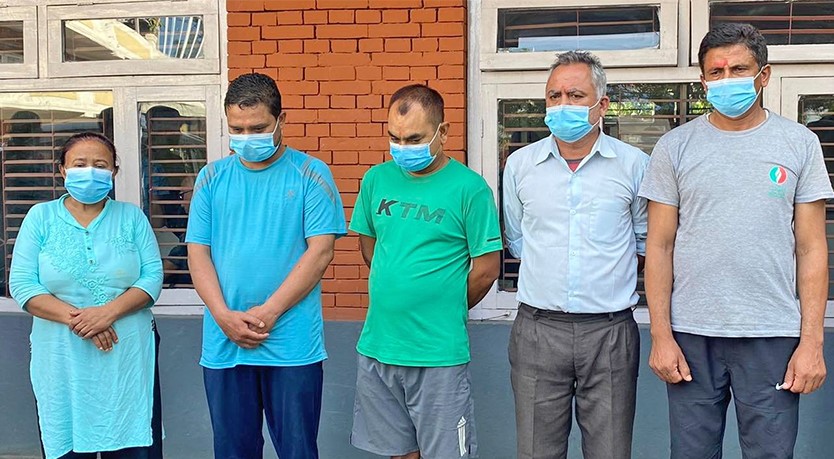जग्गाधनीको नक्कली मृत्युदर्ता बनाएर ११ आना जग्गा बिक्री, ५ जना पक्राउ
