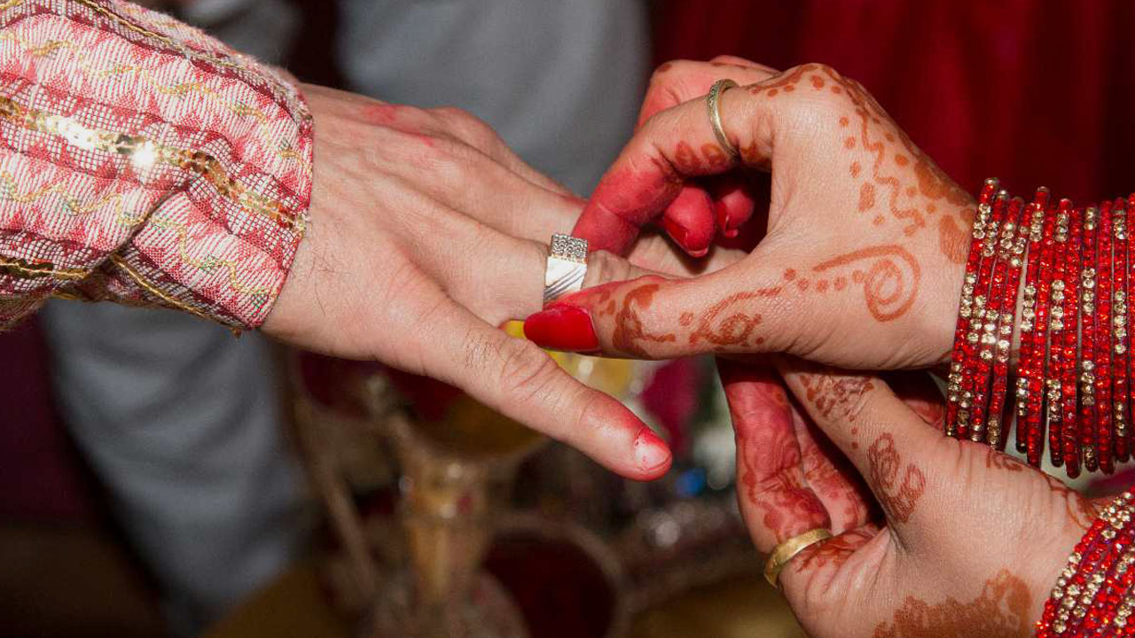 विदेश जान दाजु र बहिनीबीच समेत नक्कली विवाह