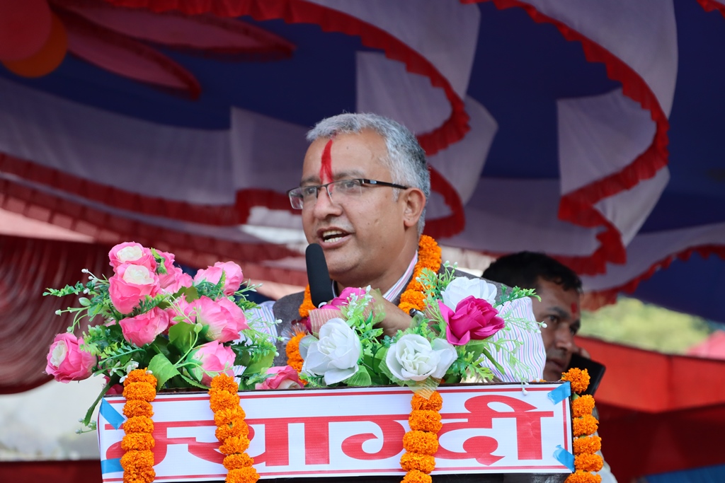 तस्बिरमा राष्ट्रिय महिला भलिबल तथा तेक्वान्दो प्रतियोगिताको उद्घाटन
