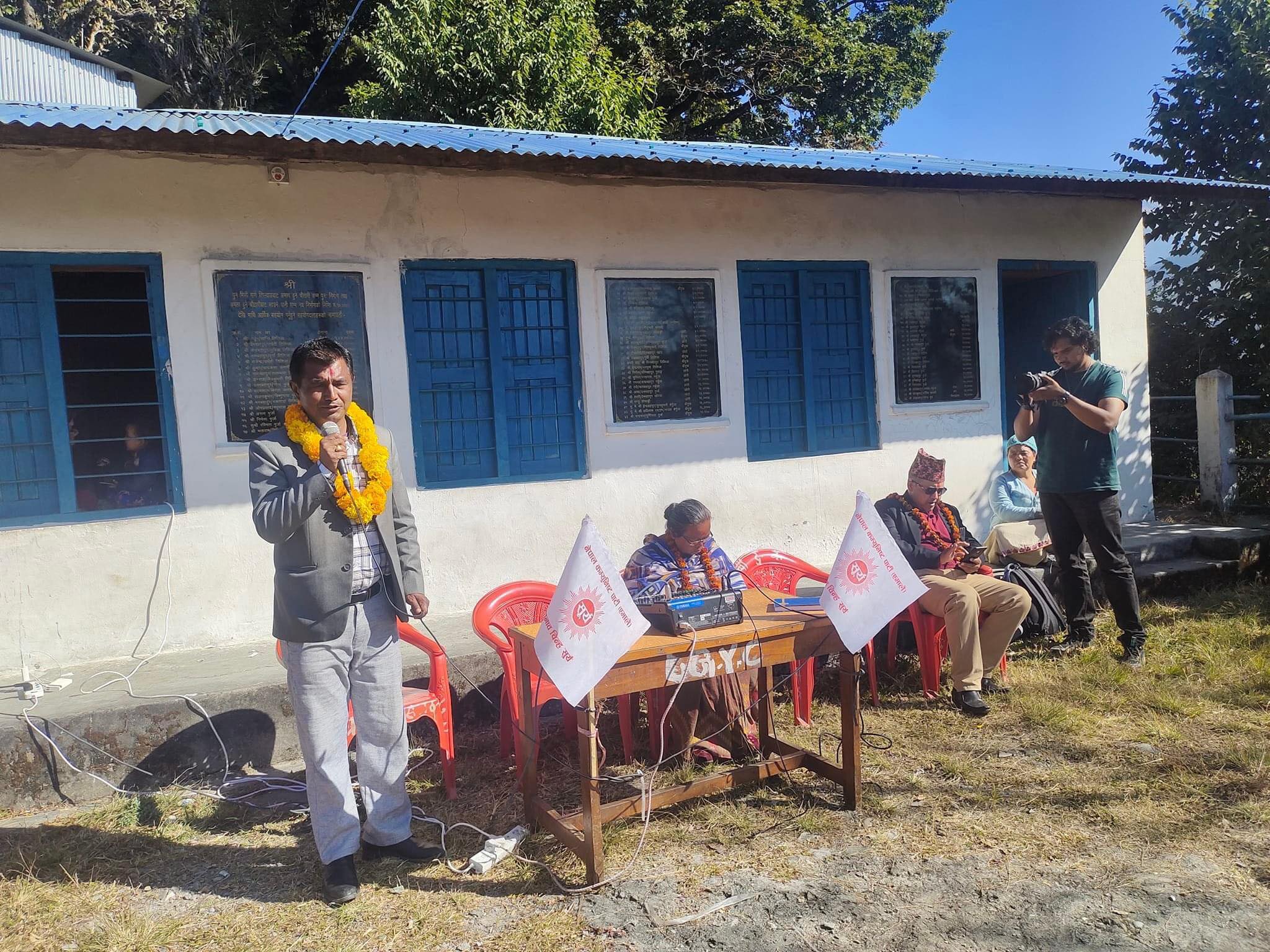 एमालेको चुनावी सभा जारी