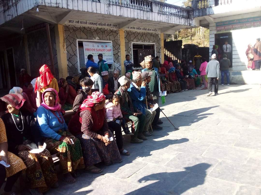 दरबाङमा निशुल्क आँखा शिविर सुरु,४६ जनामा मोतिया बिन्दु भेटियो