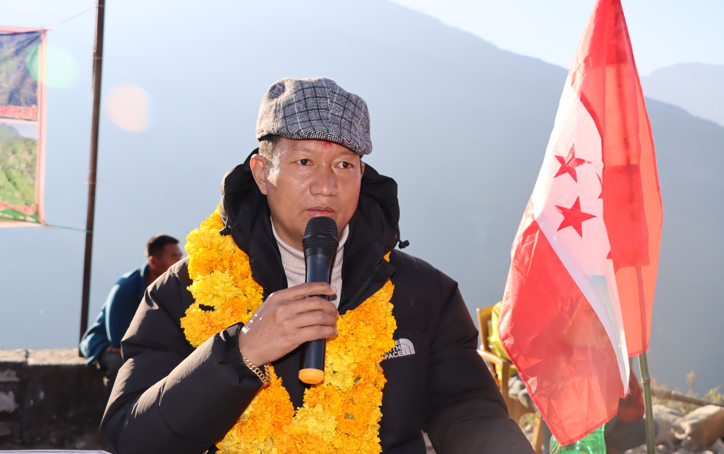 सांसदद्धय गर्बुजा र भण्डारीलाई दग्नाममा सम्मान (तस्बिरहरु)