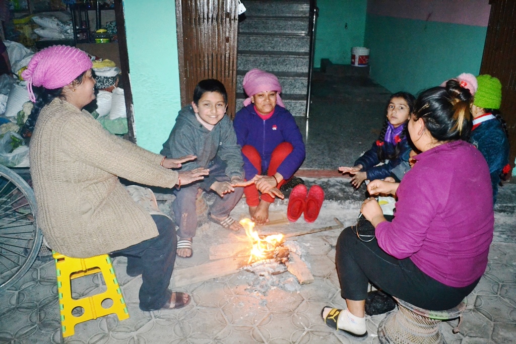 जाडो बढ्यो (तस्बिरहरू)