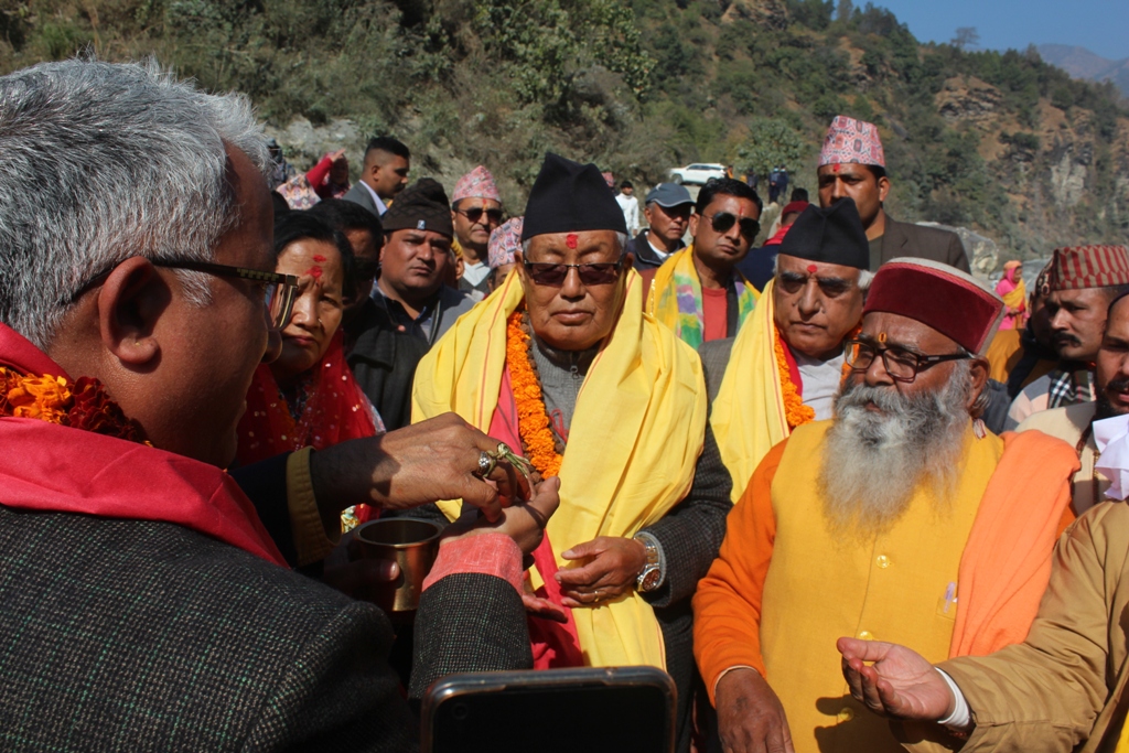 भारतको अयोध्या लैजाने शिलाको पुजा (तस्बिरहरु)