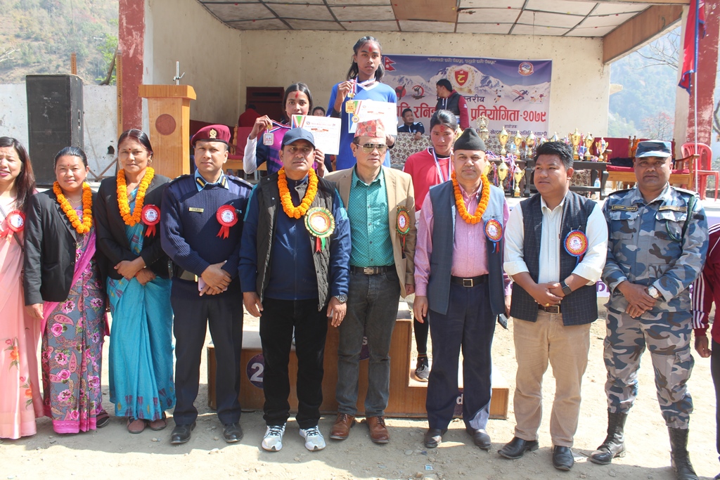 म्याग्दीमा जिल्लास्तरीय आठौंं राष्ट्रपति रनिङ शिल्ड प्रतियोगिता सुरु (फोटो फिचर)