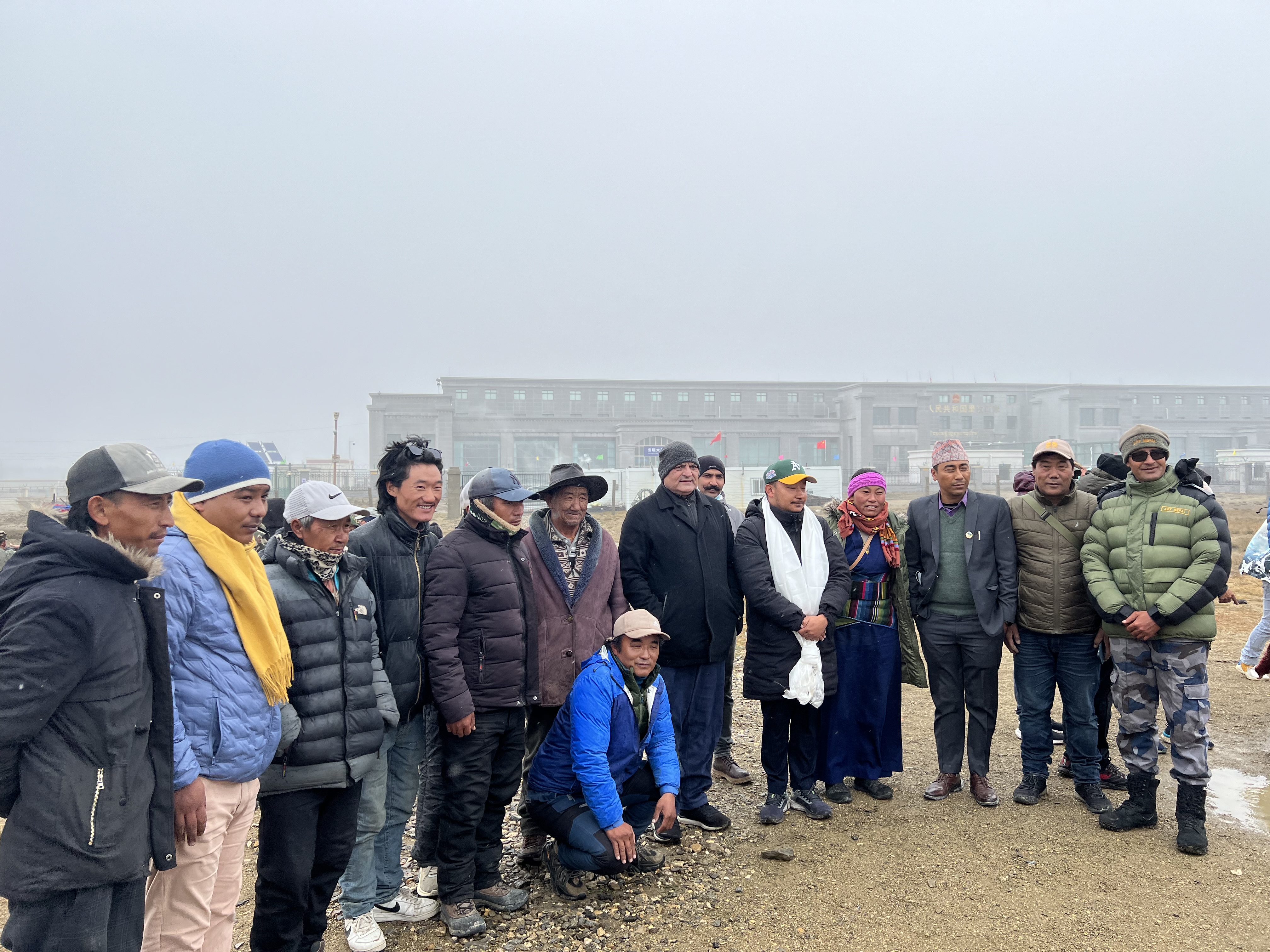 कोरोला नाका पुगेपछि मुख्यमन्त्रीले भने : ‘यहाँ सम्मको सडक र भौतीक संरचना छिटो निर्माण गर्नुपर्छ’