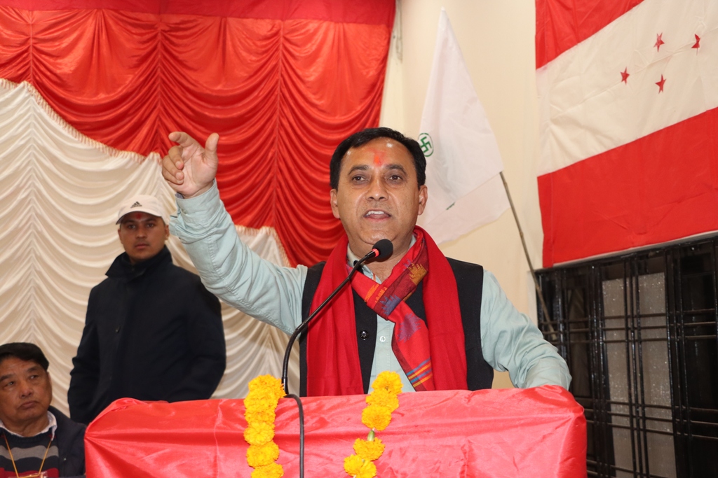 गणतन्त्रको विकल्प राजतन्त्र होइन : महामन्त्री शर्मा