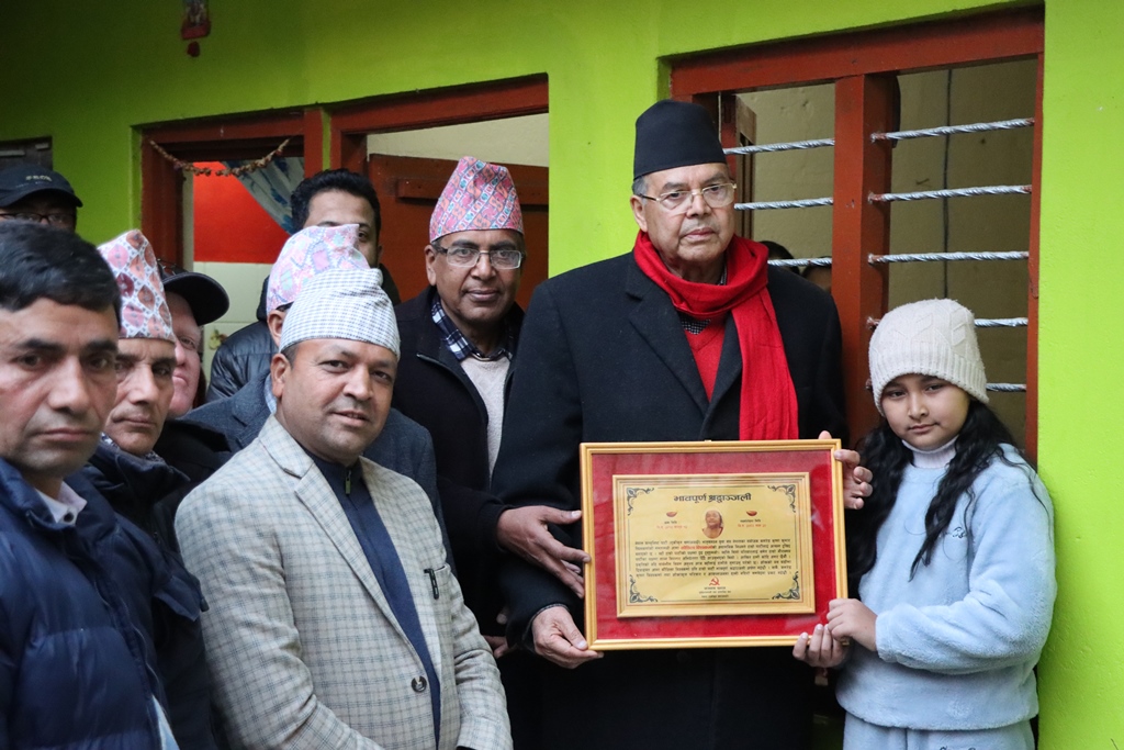 विकल्प तयार नभएसम्म सरकार परिवर्तन हुँदैन : सम्मानित नेता खनाल (तस्बिर/भिडिओ)