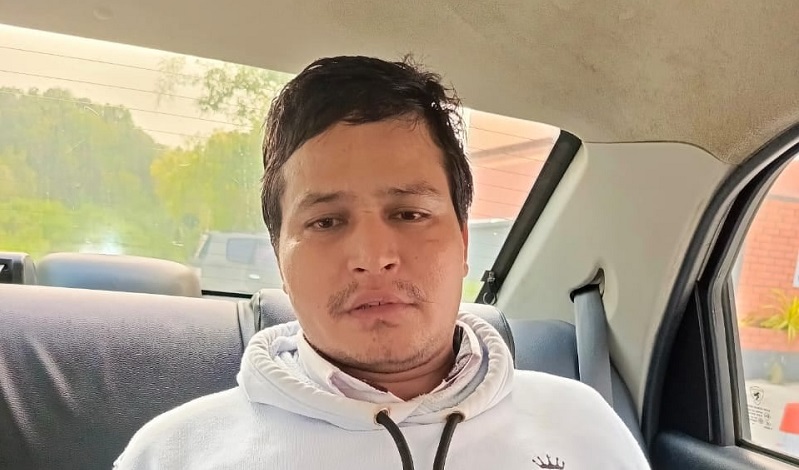 पिप्ले घर बताउने एक युवा मलेसियामा अलपत्र